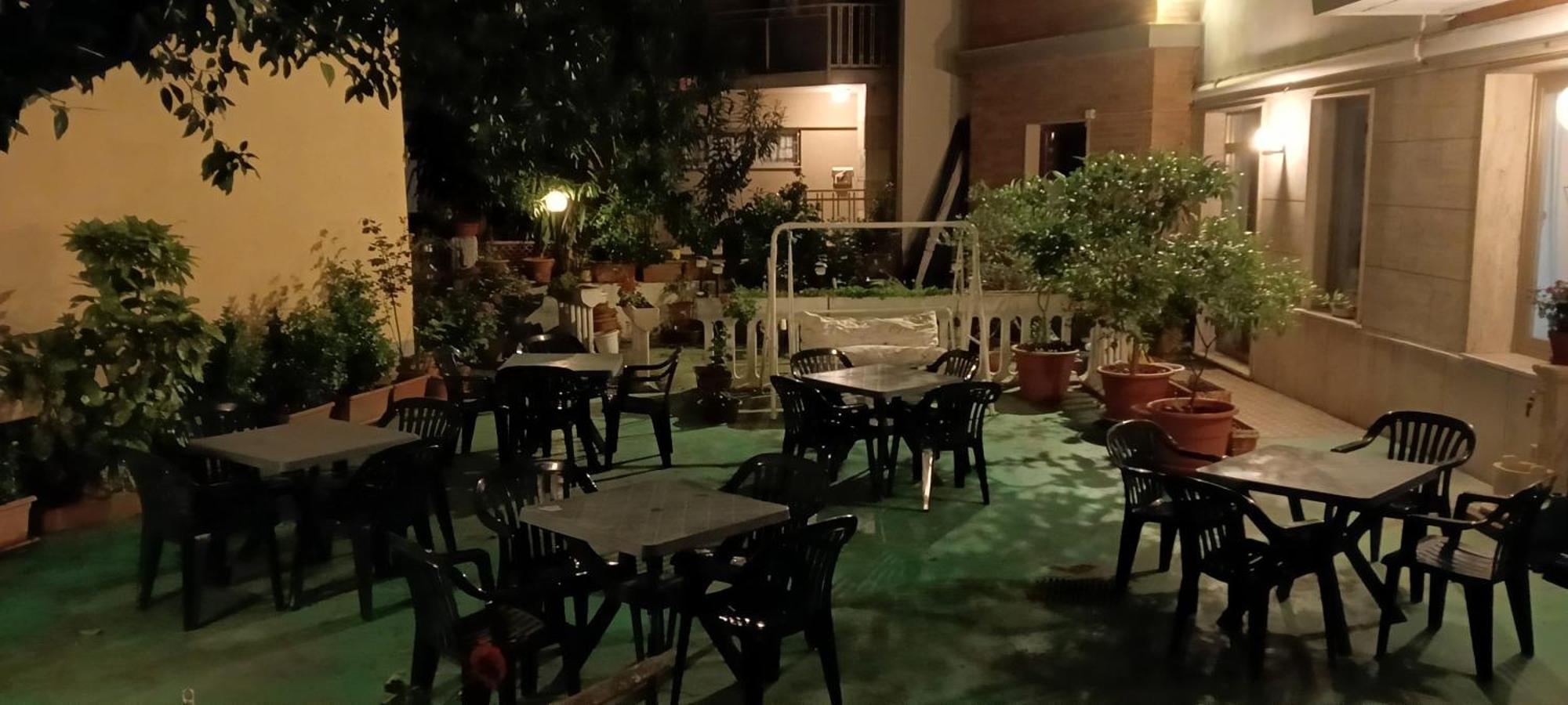 Piccolo Hotel Holiday Center Finale Ligure Zewnętrze zdjęcie