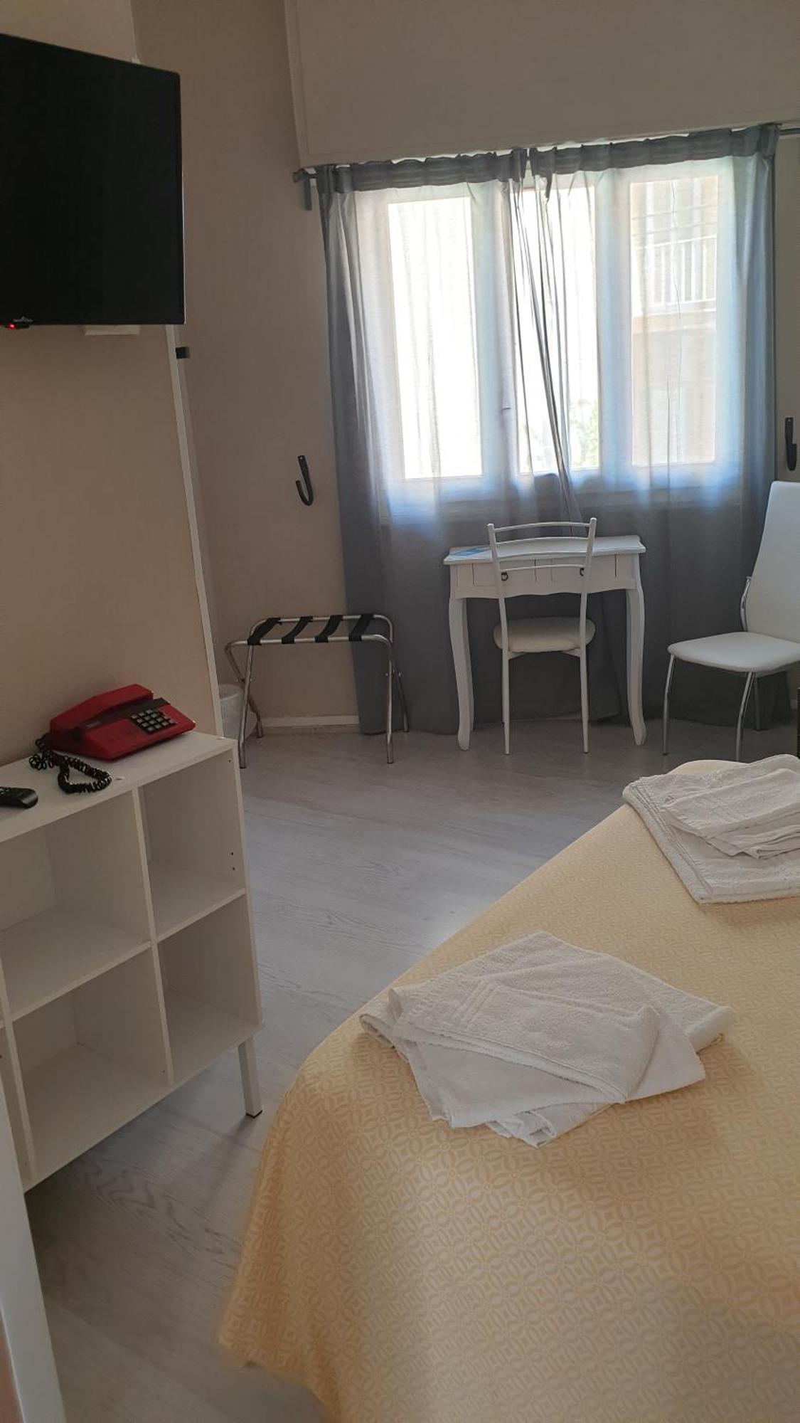 Piccolo Hotel Holiday Center Finale Ligure Zewnętrze zdjęcie
